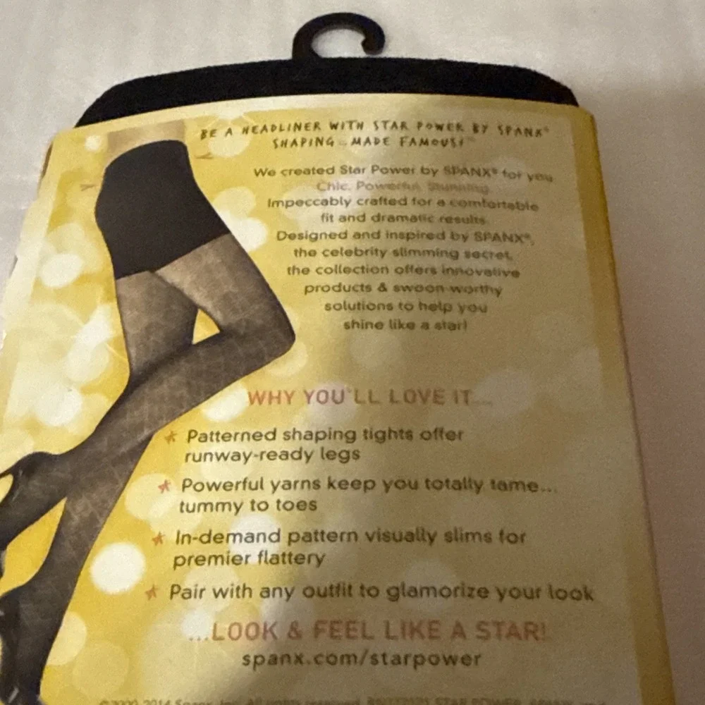 Lot of 2 Star Power by Spanx Enter-Stage Shaping Tights Nouveau Size D NWT